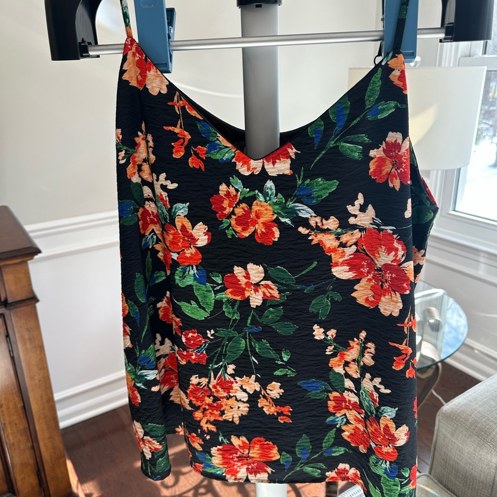 Floral Black Camisole Top - Picture 3 of 6